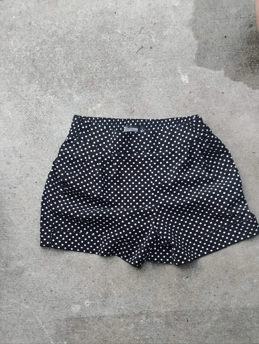 7th Avenue Suiting Company Black White Polka Dot Dress Shorts Women's 6 Medium